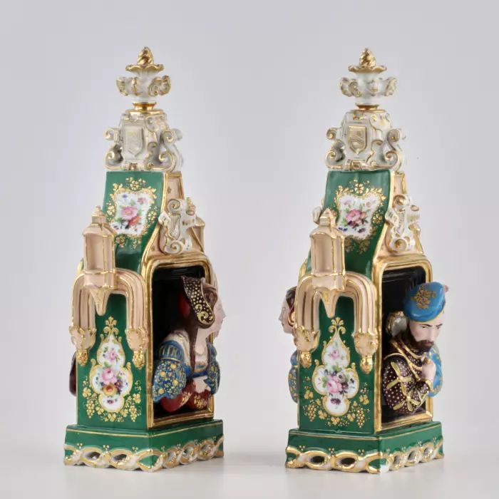 Pāris Jakop Petit porcelāna aromātu.