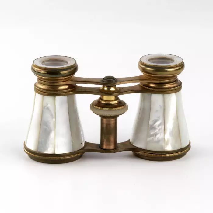 Opera glasses. 