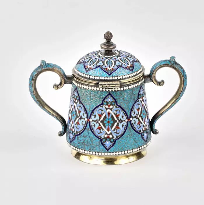 Silver tea set by Gustav Klingert. 