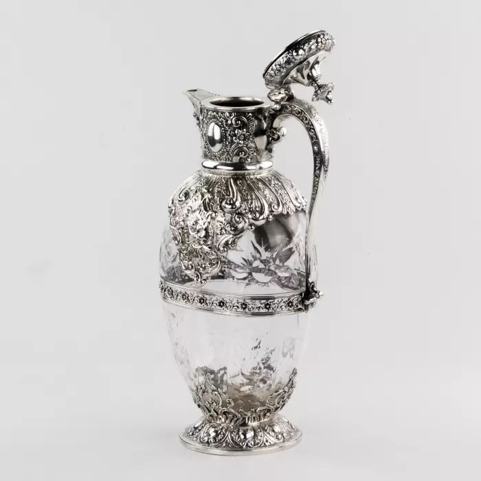 Magnificent silver wine decanter with English crystal. Charles Ewdards, London 1895. 