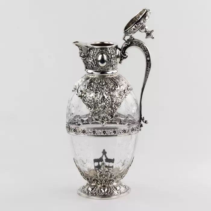 Magnificent silver wine decanter with English crystal. Charles Ewdards, London 1895. 