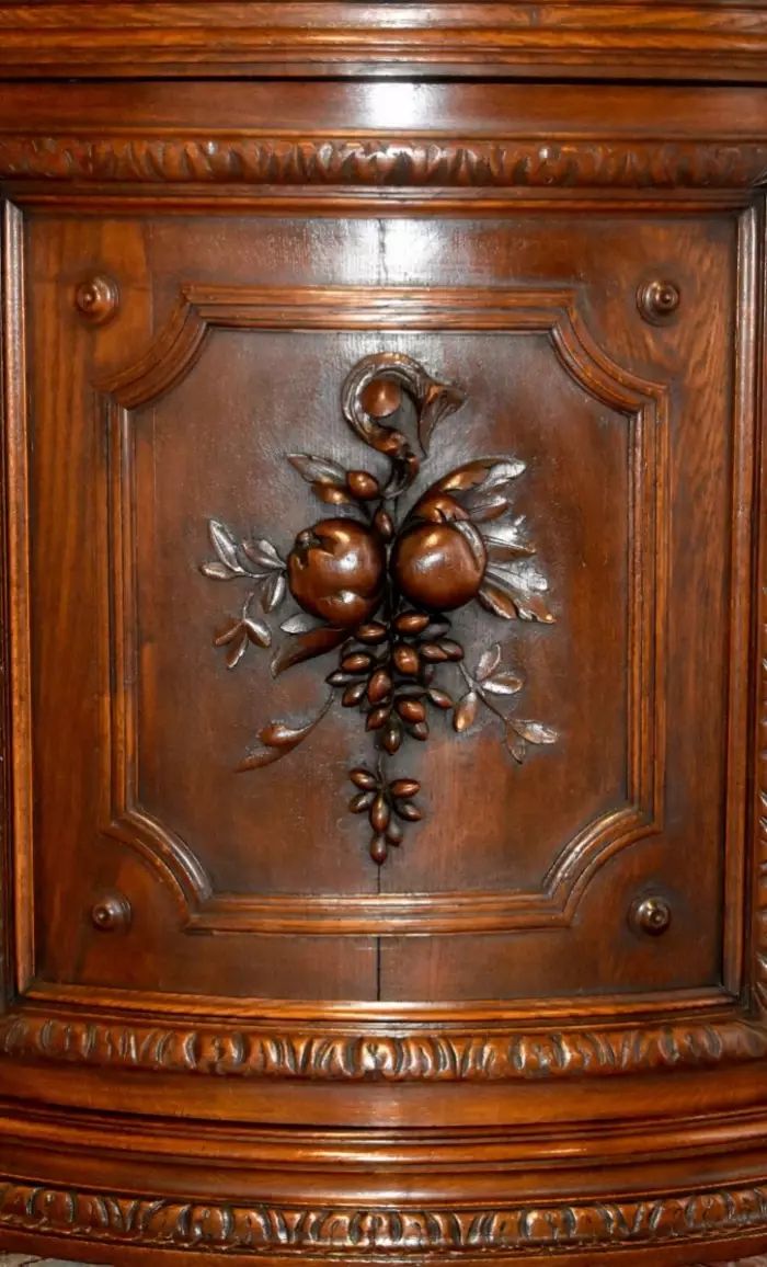 Commode dangle
