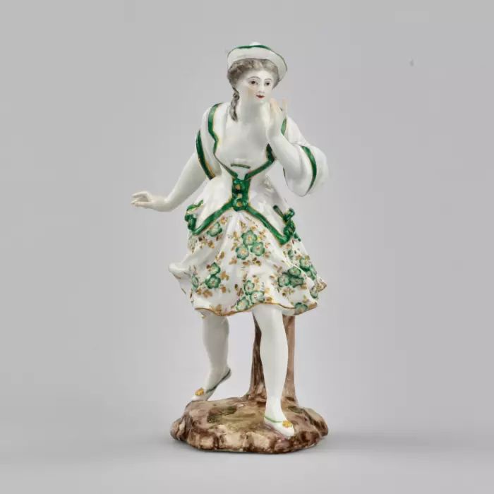 Фарфоровая фигурка "Дама в зеленом". Франция. 19 век.