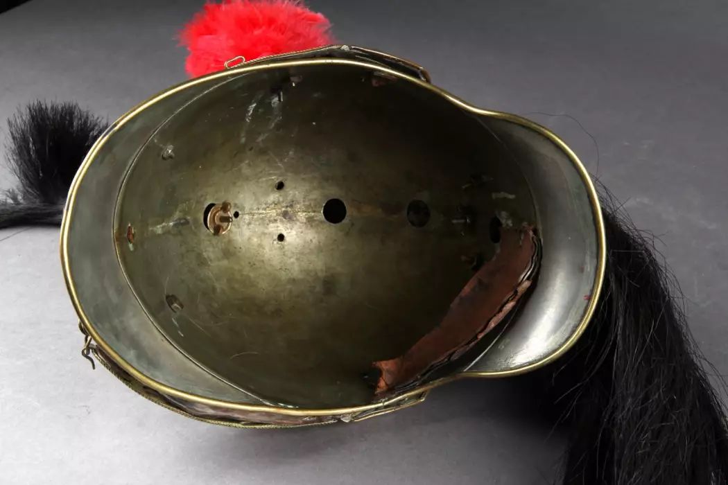 Casque de cuirassier belge du milieu du XIXe siècle 