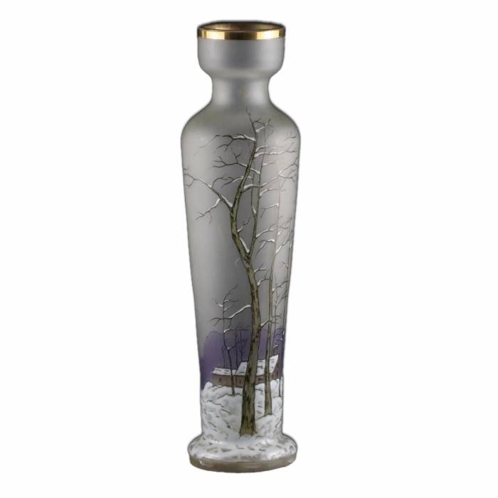 Vase depicting a forest landscape 