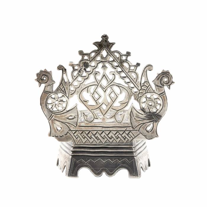 Trône de salière en argent russe. 