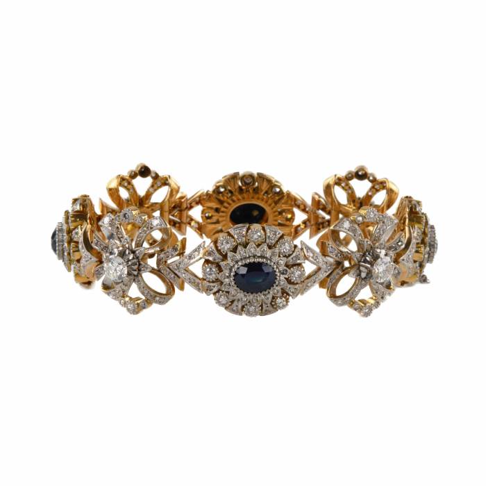 Bracelet in gold and platinum with diamonds and sapphires 