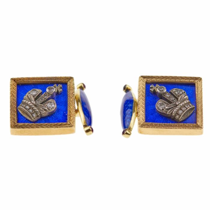 Square gold cufflinks 