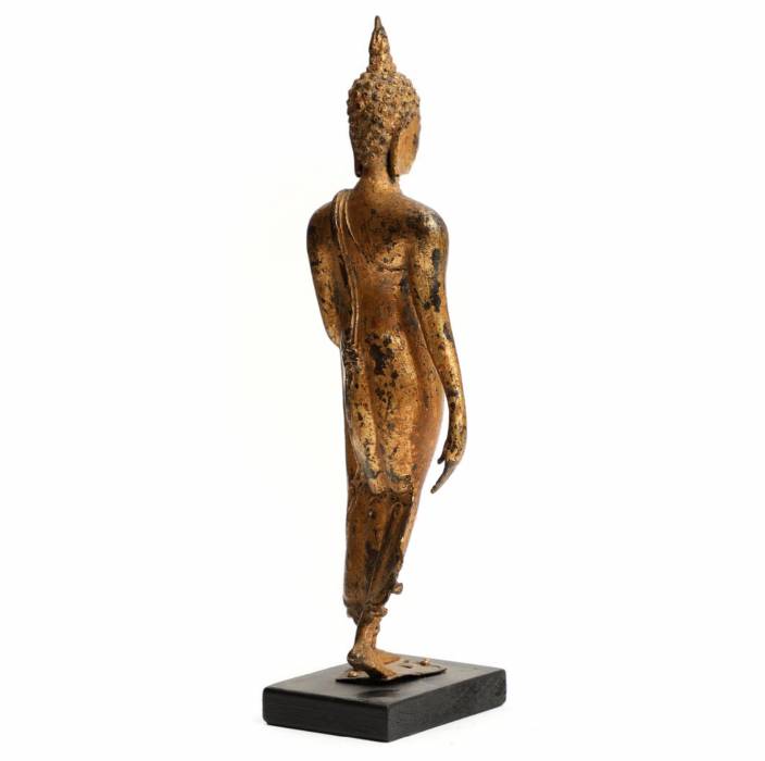 Figure of the Walking Buddha of the 19th century 