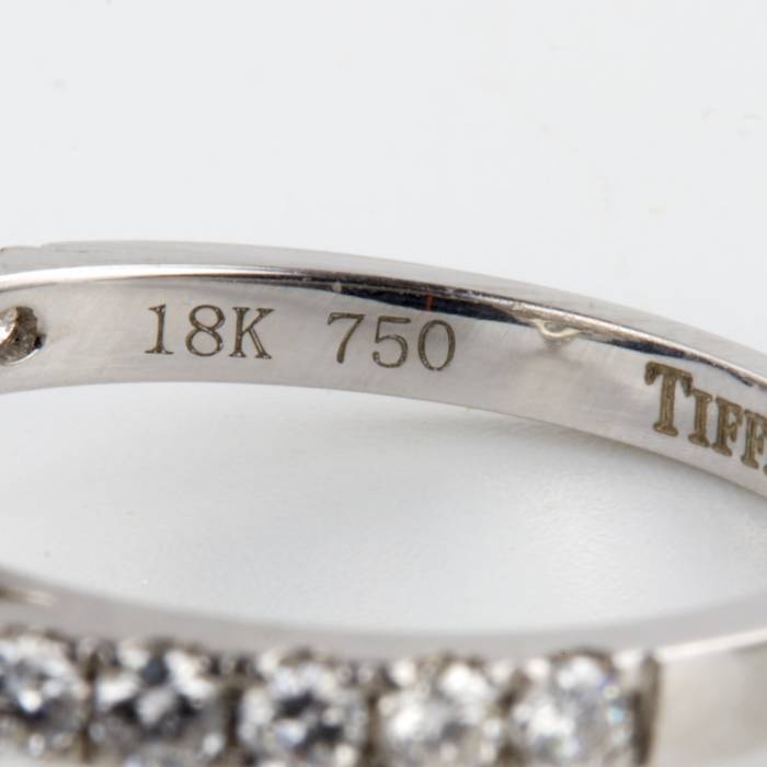 Помолвочное золотое кольцо с бриллиантами 2,7 ct