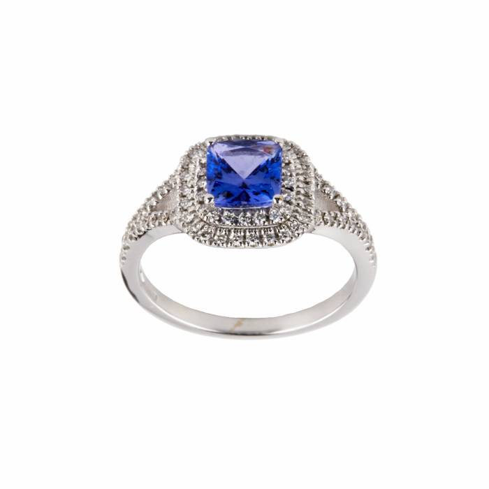 Moraglione gold ring with tanzanite and diamonds. 