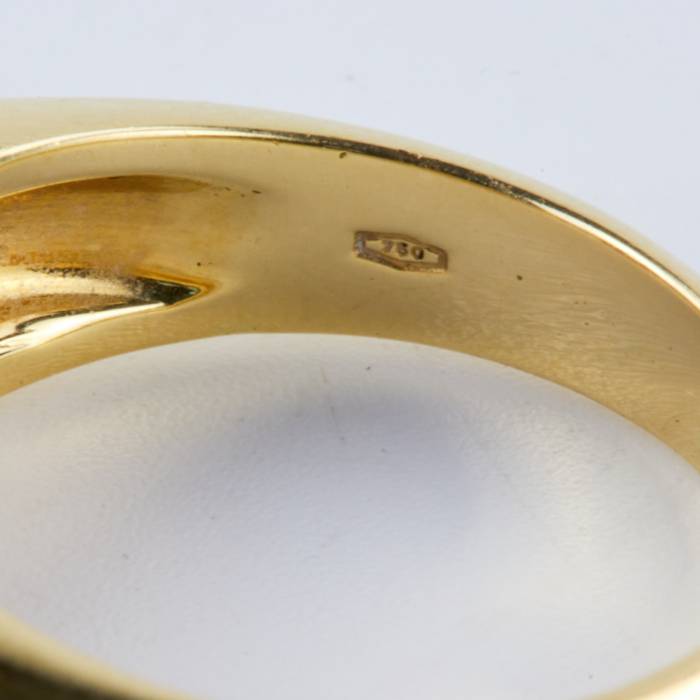 Золотое кольцо  Moraglione с рубином и бриллиантами.