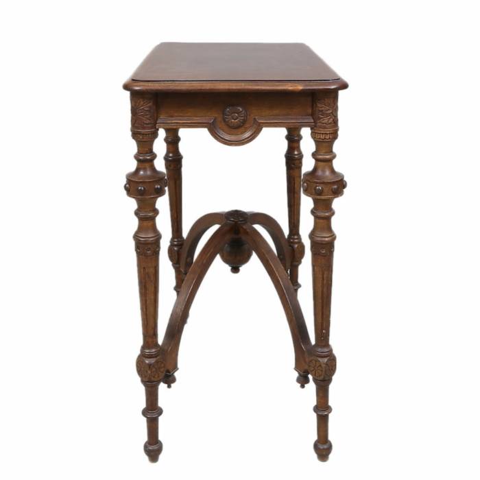 Napoleon III style walnut coffee table. 