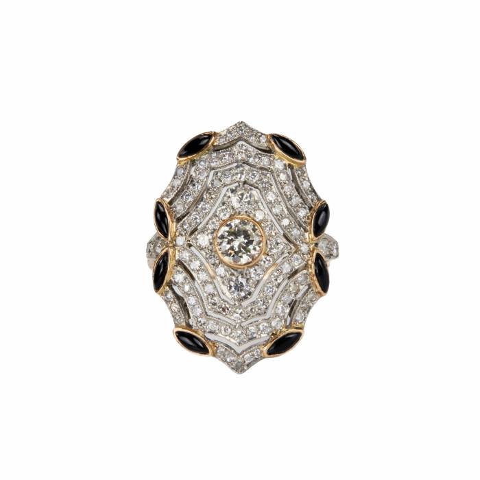Gold ring with diamonds. 