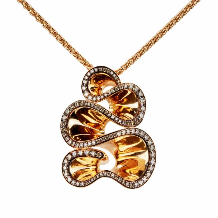 de Grisogono Zigana gold necklace with diamonds. 
