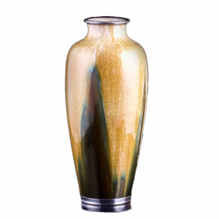 Un vase Art Nouveau gracieux