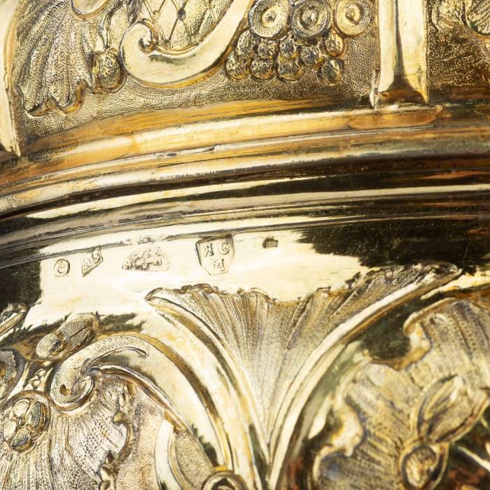 Lielisks 18. gadsimta krievu kauss, zeltīts sudrabs. 