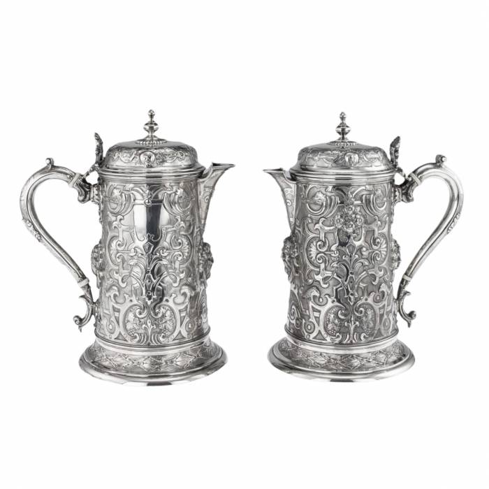 Martin, Hall & Co. Pair of Victorian style English silver beer goblets. London 1870s. 