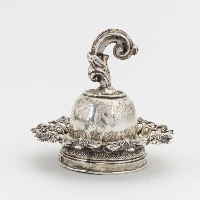 Серебряный вызывной колокольчик с подставкой. Вена 1830