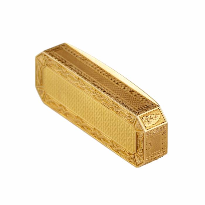 Французский золотой футляр для зубочисток XIX века.