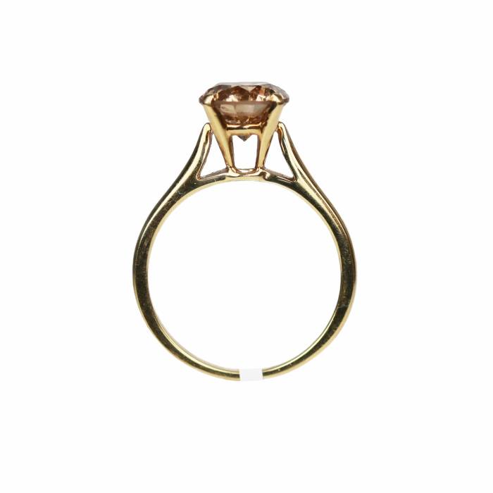 Gold 18K diamond ring. 