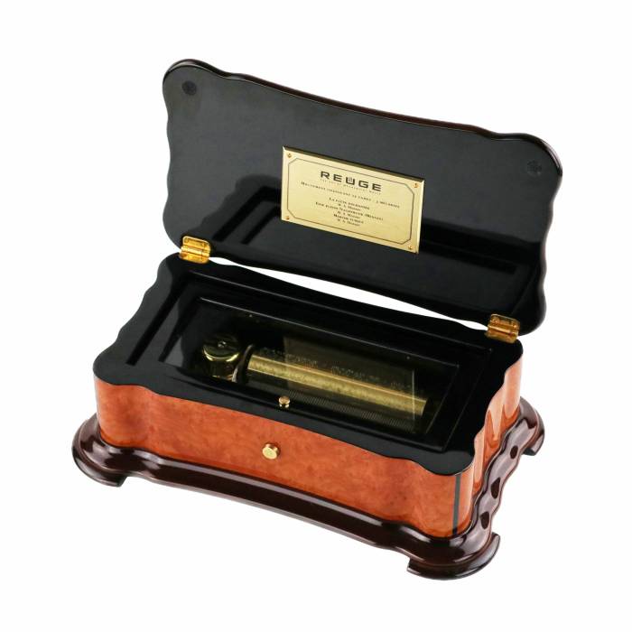 An elegant REUGE music box. 