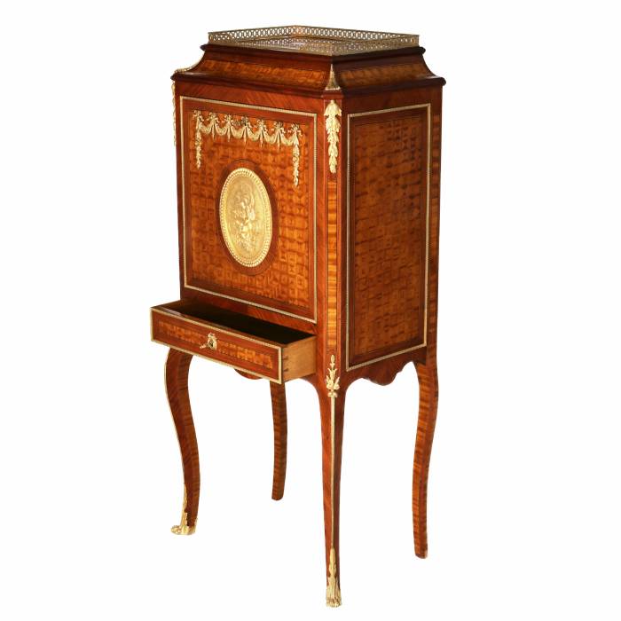 Magnifique secretaire de dames, second empire, dans un strict goût neoclassique. 