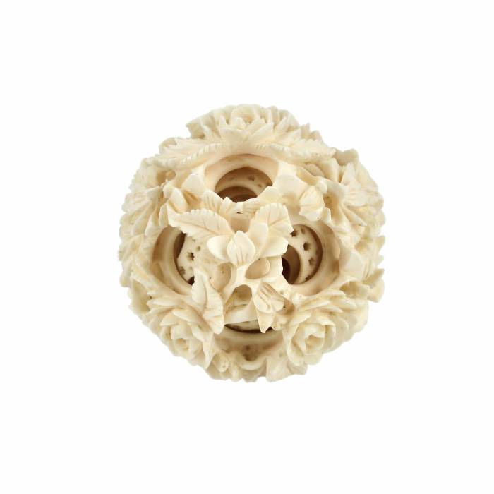 Boule de puzzle en os sculpte chinois. 
