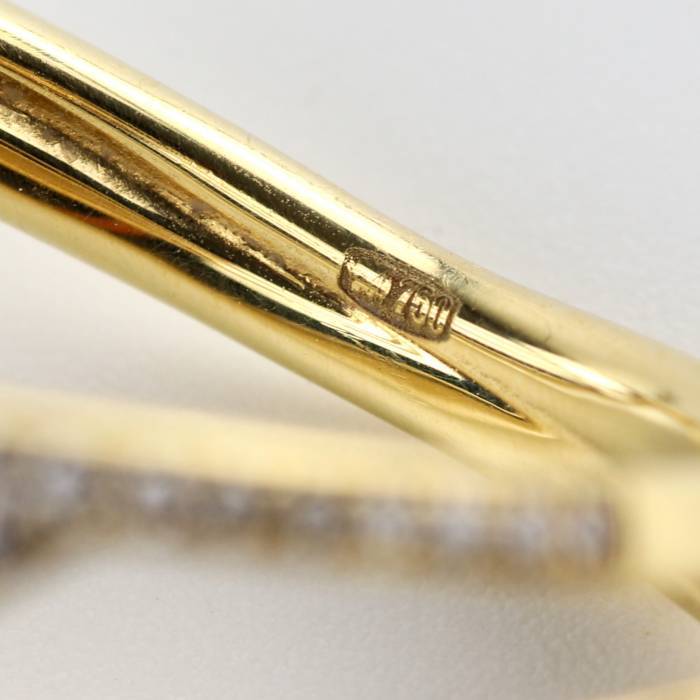 Оригинальное, золотое кольцо с бриллиантами.  GIORGIO VISCONTI.