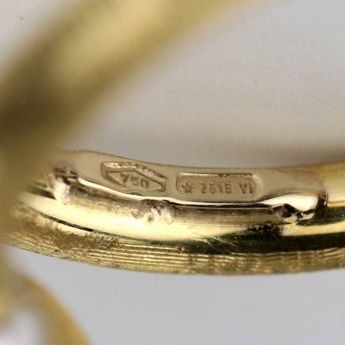 Marco Bicego. Оригинальное, золотое кольцо с жемчужиной и бриллиантами.