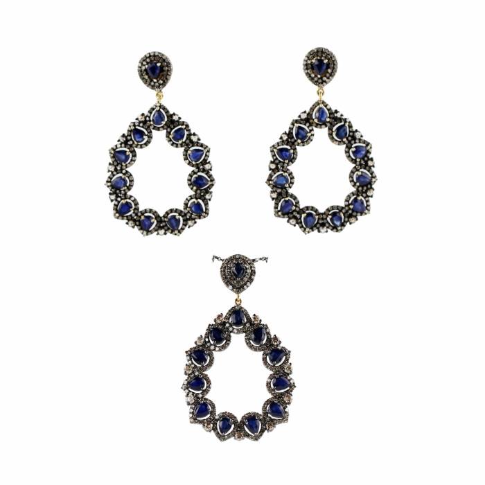 Set of earrings, pendant with sapphires and diamonds on silver and gold. 
