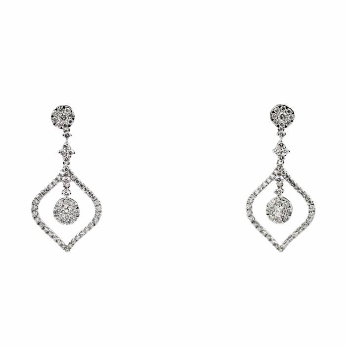White gold earrings with diamonds. Giorgio Visconti.