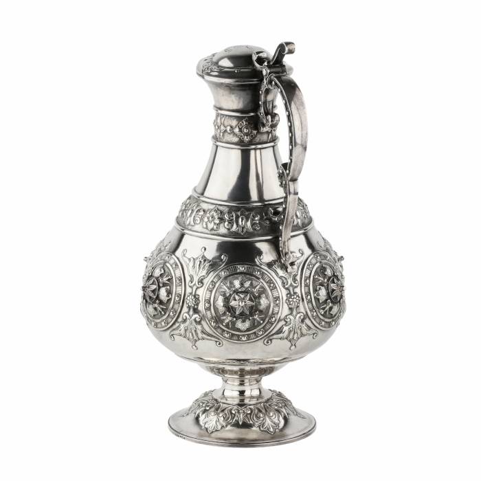 WINE JUG in silver. James Barclay Hennell, London, 1877. 