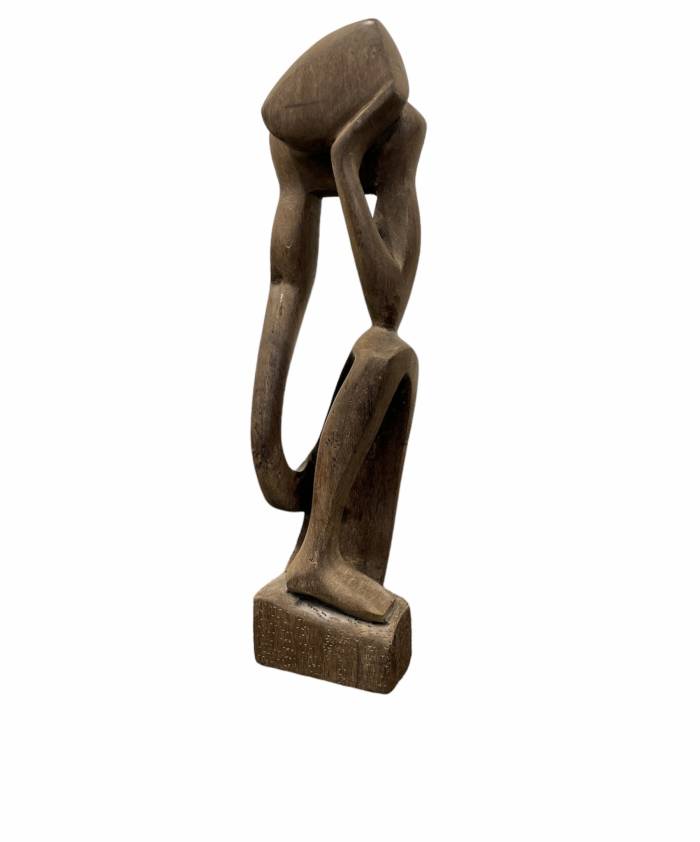 Festus O. Idehen (Festus O. Idehen), penseur africain, sculpture sur bois 