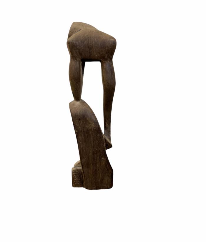 Festus O. Idehen (Festus O. Idehen), penseur africain, sculpture sur bois 