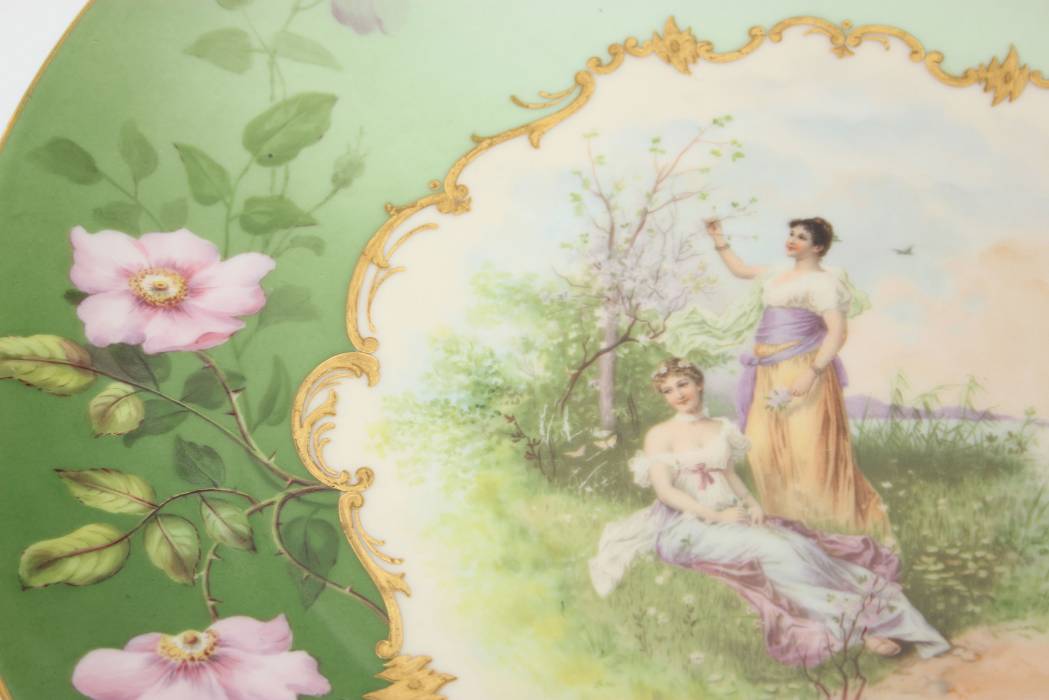 Decorative porcelain plate