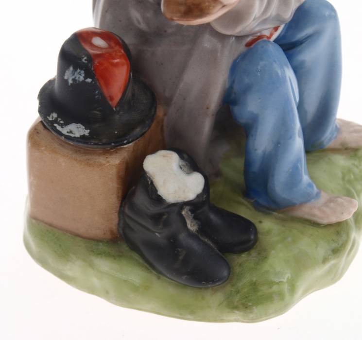 20. gadsimts 20. gadu Krievija Verbilki Porcelāna figūra Vīrietis ar maizi 