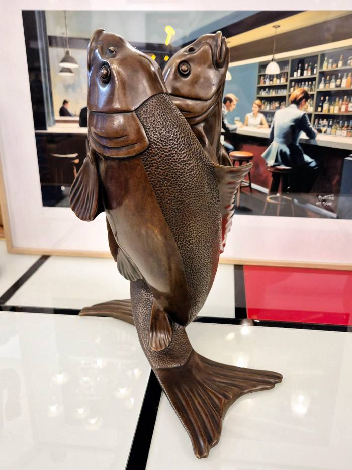 Edouard Marcel Sandoz, entwined carps, bronze, Susse Frères foundrymen, 1920
