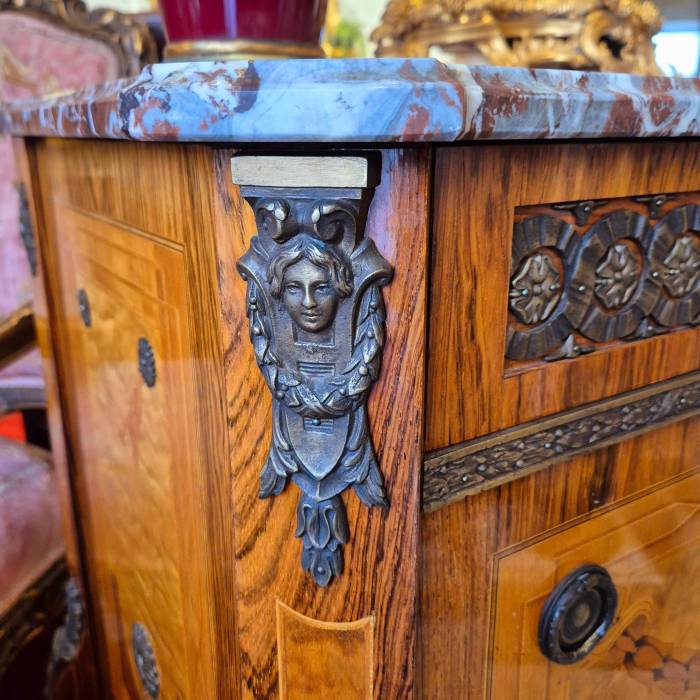 Pair of commodes in the Louis XV style, marquetry and gilt bronze, 19th century
