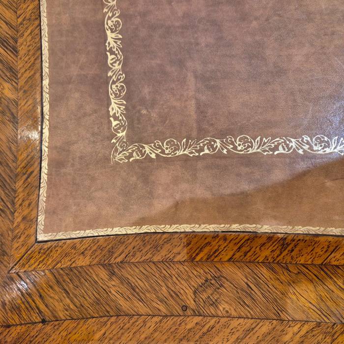 Large Louis XV style flat desk, marquetry and gilt bronze, 19th century work