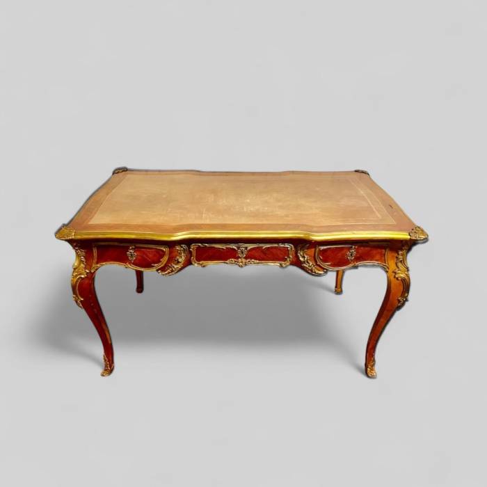 Large Louis XV style flat desk, marquetry and gilt bronze, 19th century work