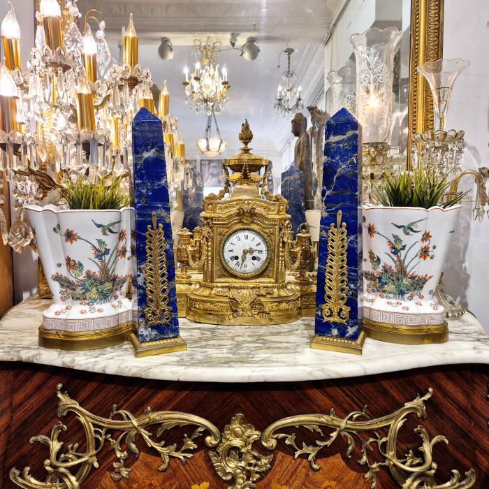 Lapis lazuli obelisks mounted on a gilded bronze base, 19th century