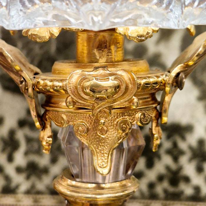 Baccarat Cut Crystal Centerpiece Mounted on Chiseled Gilt Bronze, 19th Century