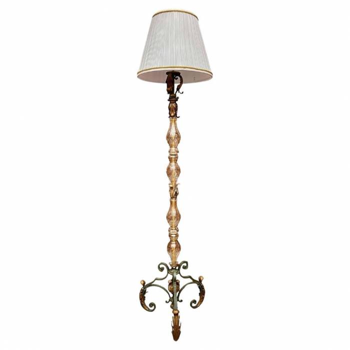 Art Deco Floor Lamp in Wrought Iron and Crystal