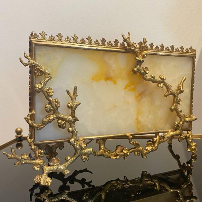 Gilded bronze and alabaster letter carrier in the Japanese style, 19th century