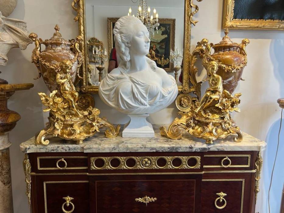 Pair of gilt bronze sculptures of Cupidon and Psyché, 19th century