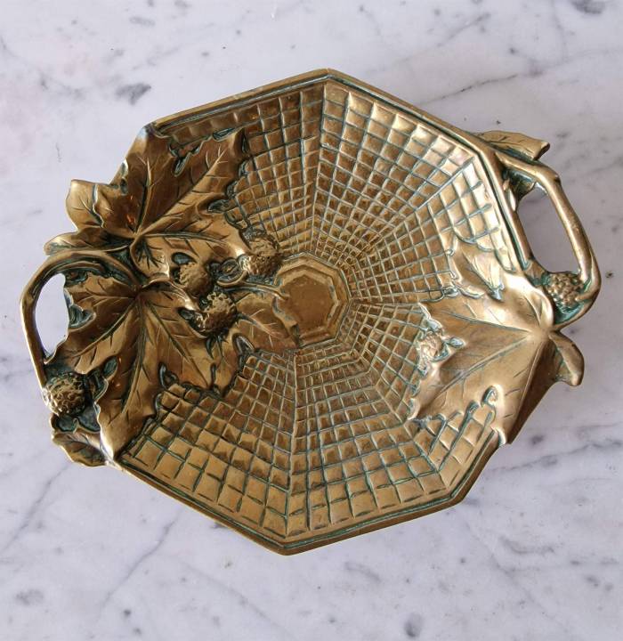 Art nouveau style dish