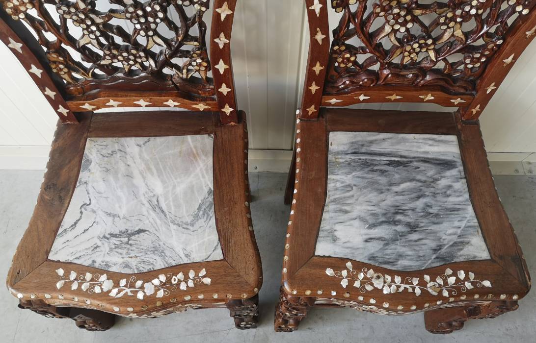 Console with two chairs