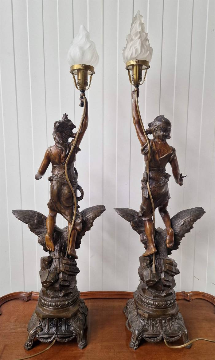 A beautiful pair of table lamps