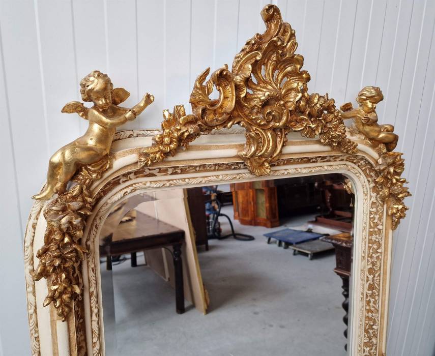 A luxurious mirror